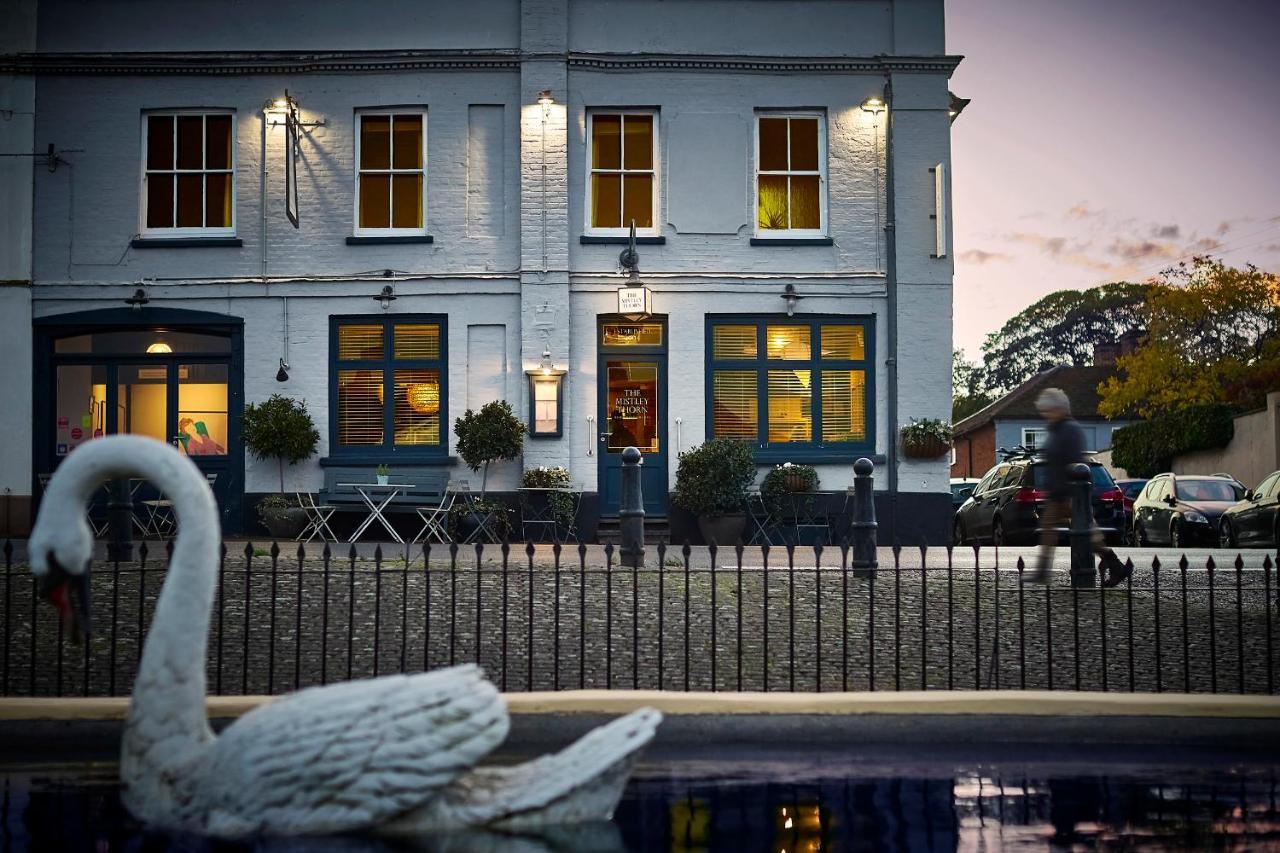 The Mistley Thorn Hotell Eksteriør bilde