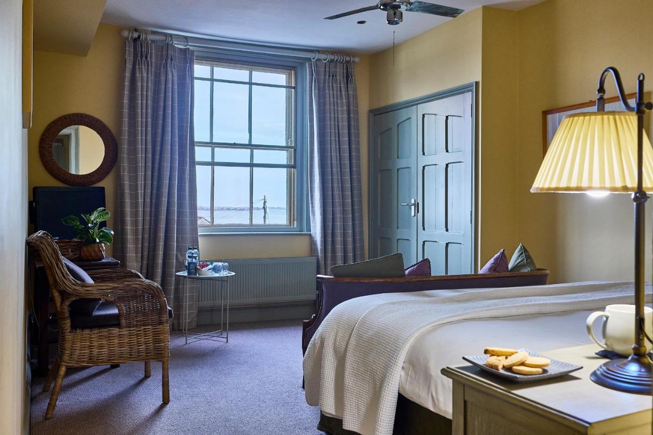 The Mistley Thorn Hotell Eksteriør bilde